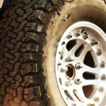 نمای نزدیک از یک لاستیک آفرودی